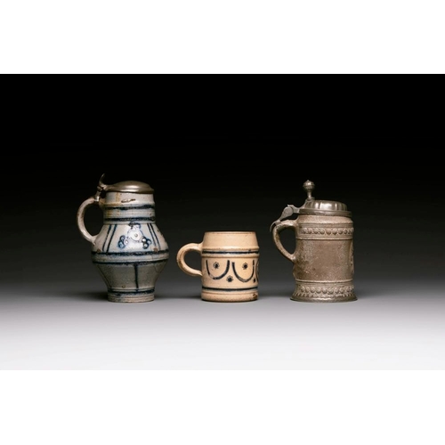 995 - Five stoneware mugs and jugs with various seals, Germany, 16/17th C.H.: 22 cm (the tallest)H.: 11,6 ... 