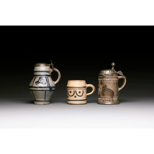 995 - Five stoneware mugs and jugs with various seals, Germany, 16/17th C.H.: 22 cm (the tallest)H.: 11,6 ... 