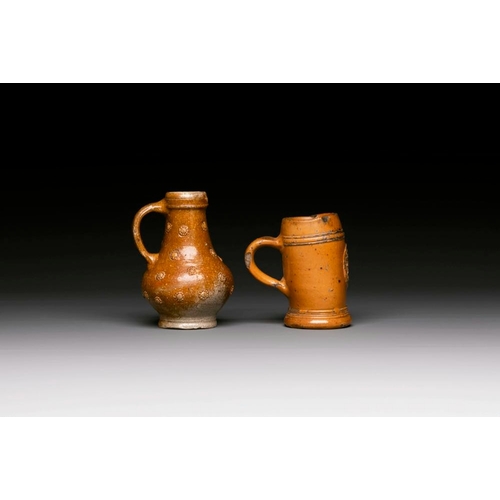 995 - Five stoneware mugs and jugs with various seals, Germany, 16/17th C.H.: 22 cm (the tallest)H.: 11,6 ... 