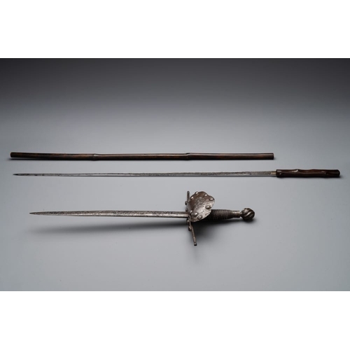 997 - A varied collection of 4 European swords and a walking stick-blade, 17/19th C.L.: 104,6 cm (the long... 