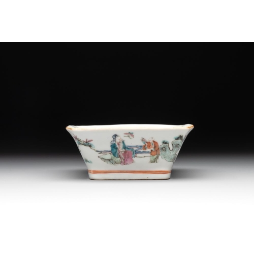 1002 - A Chinese famille rose nine-piece sweetmeat or rice table set, Tongzhi mark, 19th C.Dim.: 20,4 x 11 ... 