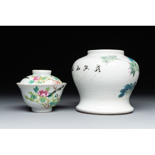 1005 - A varied collection of nine Chinese famille rose wares, 19/20th C.Dia.: 17,3 cm (the plate)Dia.: 17 ... 