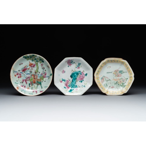 1005 - A varied collection of nine Chinese famille rose wares, 19/20th C.Dia.: 17,3 cm (the plate)Dia.: 17 ... 