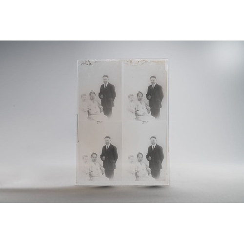 1016 - A collection of 83 wet-collodion portrait negatives on glass, China, 19th C.Dim.: 17,8 x 12,8 cm (ea... 