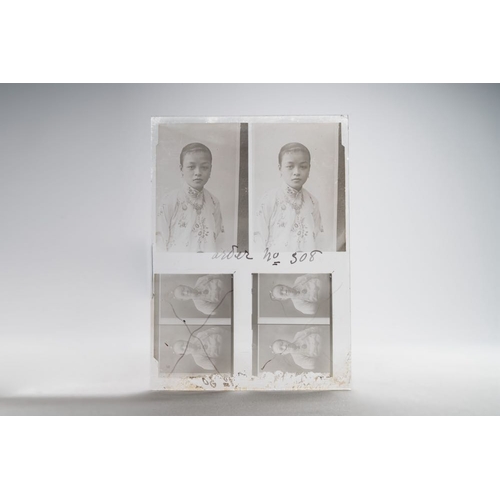 1016 - A collection of 83 wet-collodion portrait negatives on glass, China, 19th C.Dim.: 17,8 x 12,8 cm (ea... 