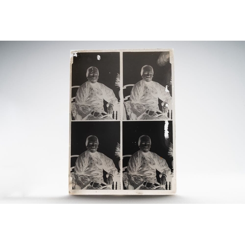 1016 - A collection of 83 wet-collodion portrait negatives on glass, China, 19th C.Dim.: 17,8 x 12,8 cm (ea... 