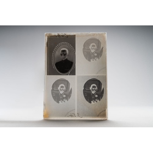 1016 - A collection of 83 wet-collodion portrait negatives on glass, China, 19th C.Dim.: 17,8 x 12,8 cm (ea... 