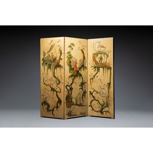 1097 - A French or Belgian three-part 'chinoiserie' folding screen, 18/19th C.Dim.: 157,5x 150 cm (total si... 