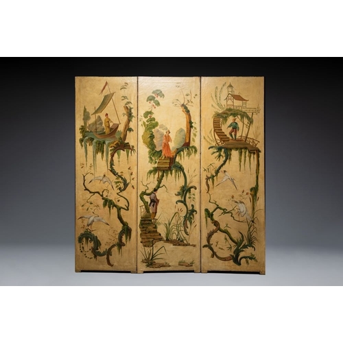 1097 - A French or Belgian three-part 'chinoiserie' folding screen, 18/19th C.Dim.: 157,5x 150 cm (total si... 