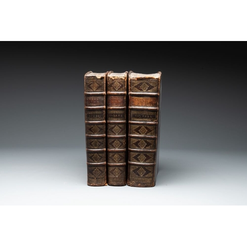 1105 - Chronyke van Vlaenderen, a chronicle of Flanders in three volumes, Flanders, 1726-1736Dim.: 36 x 24,... 