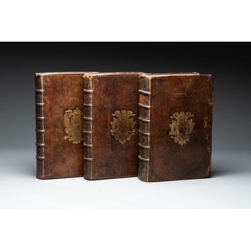 1105 - Chronyke van Vlaenderen, a chronicle of Flanders in three volumes, Flanders, 1726-1736Dim.: 36 x 24,... 