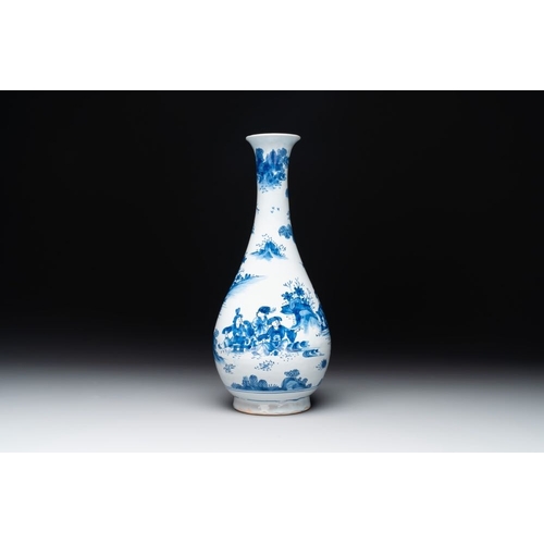 1130 - A blue and white French faience pear-shaped  chinoiserie vase, Nevers, late 17th C.H.: 33,5 cm... 