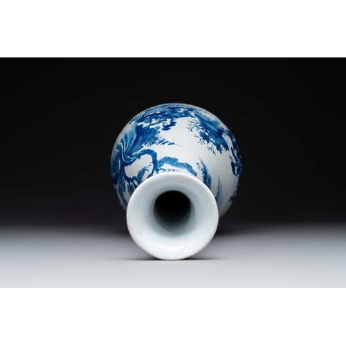 1130 - A blue and white French faience pear-shaped  chinoiserie vase, Nevers, late 17th C.H.: 33,5 cm... 