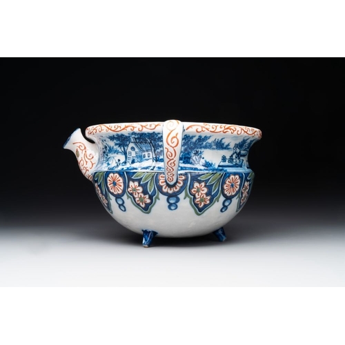 1163 - A rare Dutch Delft cashmere palette posset pot, early 18th C.L.: 31,5 cm - H.: 14,5 cm

... 