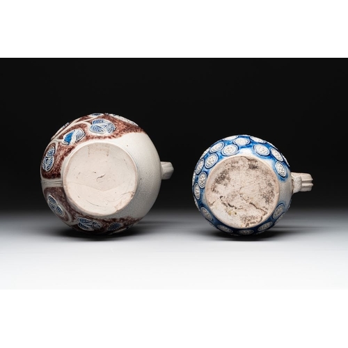 1165 - Two globular Westerwald stoneware jugs, Germany, 17/18th C.H.: 21 cm (the tallest)H.: 15,5 cm (the s... 