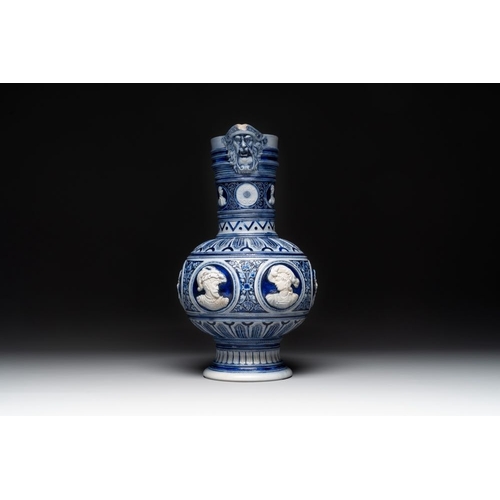 1168 - A varied collection of 8 Westerwald stoneware jugs, 19th C.H.: 45 cm (the tallest)H.: 8 cm (the smal... 