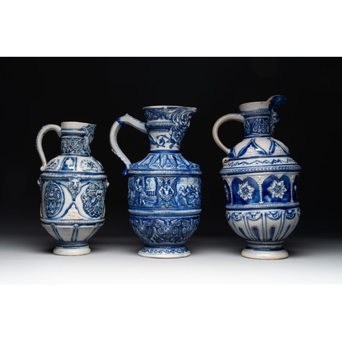 1168 - A varied collection of 8 Westerwald stoneware jugs, 19th C.H.: 45 cm (the tallest)H.: 8 cm (the smal... 