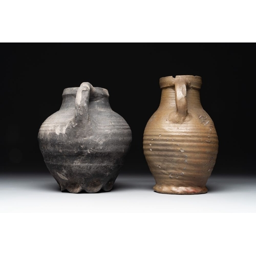 1173 - A collection of five German proto stoneware jugs and a vessel, 14th C.H.: 24,2 cm (the tallest)H.: 1... 