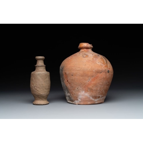 1174 - A collection of 9 German proto stoneware jugs and vessels, 14th C.H.: 26 cm (the tallest)L.: 6 cm - ... 