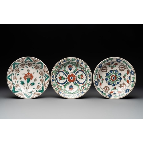 1193 - Five European Iznik-style pottery plates, 19th C.Dia.: 26 cm (the largest)Dia.: 24 cm (the smallest)... 