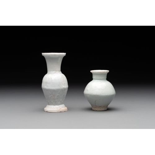 120 - A collection of 14 Chinese ding-type and white-glazed wares, Song/MingDia.: 16,5 cm-H.: 4 cm (the la... 