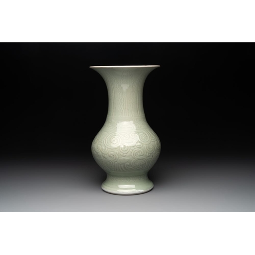 130 - A Chinese incised celadon-glazed 'chilong' vase, KangxiH.: 36,8 cm