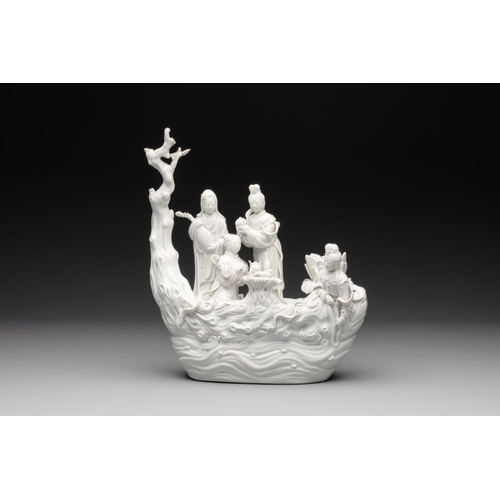 173 - A Chinese Dehua blanc de Chine group of female immortals on a boat, RepublicDim.: 25,5 x 11 x 30 cm
... 