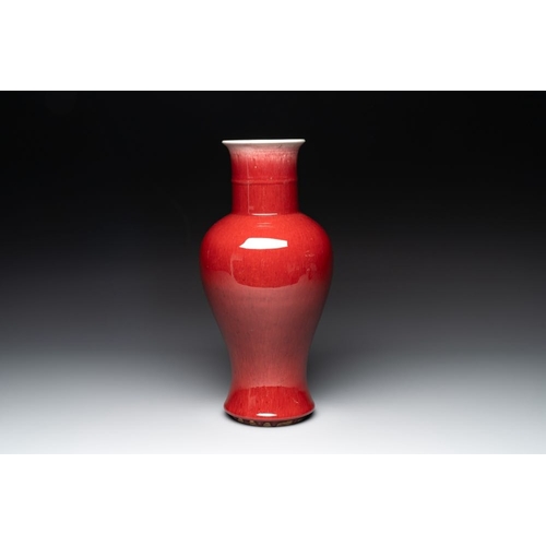 195 - A Chinese copper-red-glazed vase, 18/19th C.H.: 40,4 cm