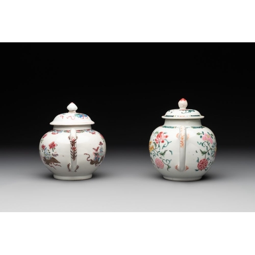 215 - Two Chinese famille rose teapots and covers, QianlongL.: 17,5 cm - H.: 13 cm (the largest incl. cove... 