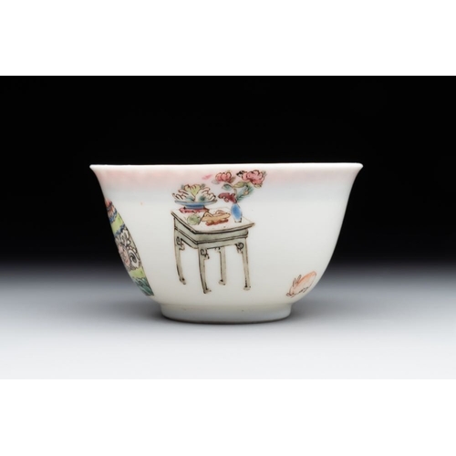 232 - A fine Chinese famille rose 'lady, boy and rabbit' cup, YongzhengDia.: 6,9 cm - H.: 4 cm... 