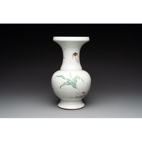 235 - A fine Chinese famille rose vase with figural design, YongzhengH.: 35,7 cm