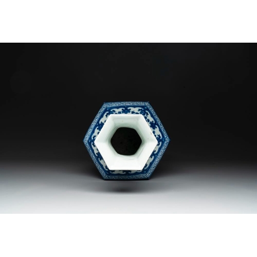 257 - A Chinese blue and white hexagonal 'sanduo' vase, Qianlong mark and of the periodH.: 44 cm... 