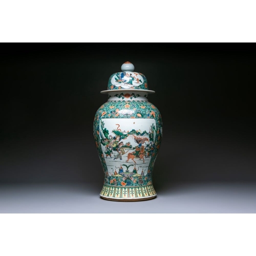 271 - A large Chinese famille verte 'warriors on horseback' vase and cover, 19th C.H.: 77,5 cm (incl. cove... 