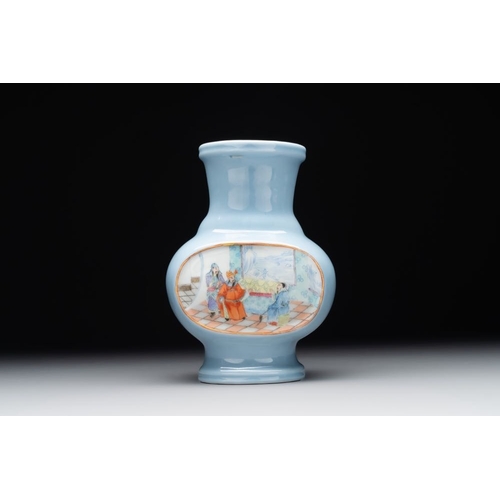 344 - A Chinese famille rose lavender-ground vase with narrative design, Yongzheng mark, RepublicH.: 16,6 ... 