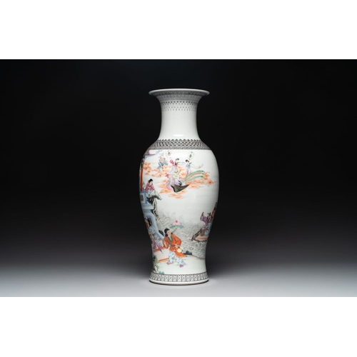 368 - A Chinese famille rose 'Ba Xian Zhu Shou ' vase, Qianlong mark, 20th C.H.: 59,5 cm... 