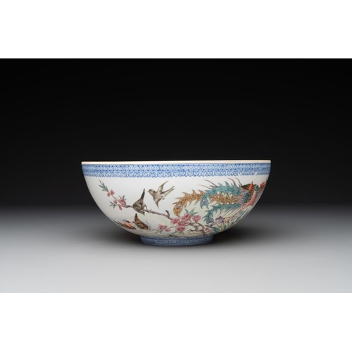 374 - A varied collection of eight Chinese famille rose eggshell bowls, Jingdezhen mark, 20th C.Dia.: 24,2... 