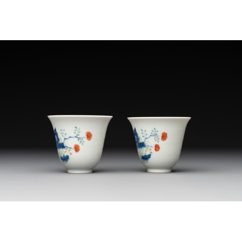 396 - A pair of fine Chinese doucai wine cups, Jie Mei Ya Zhi ä» mark, 19th C.Dia.: 6,5 cm -H.: 6 cm
... 