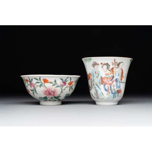 397 - A Chinese famille rose bowl, a cup and a brush rest, Qianlong and Tongzhi mark, 19/20th C.Dia.: 9,2 ... 