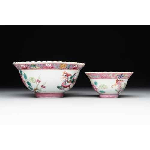 407 - A collection of 16 Chinese famille rose wares for the Straits or Peranakan market, 19th C.Dia.: 22,5... 