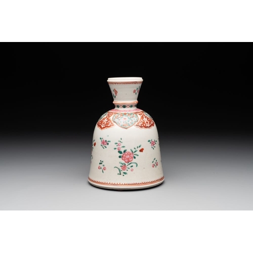 409 - A Chinese famille rose hookah base with floral design for the Islamic market, QianlongH.: 18 cm... 