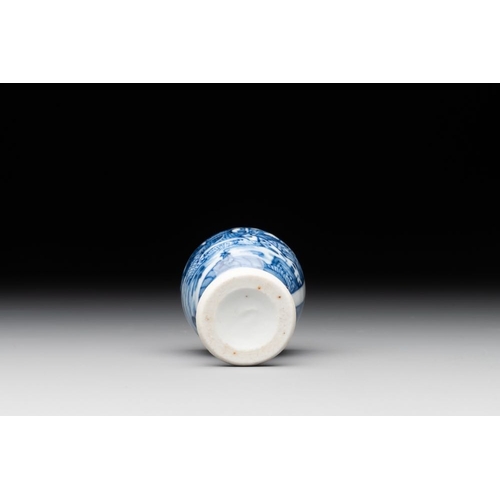 426 - A collection of 22 Chinese blue and white wares, Ruo Shen Zhen Cang mark, 19/20th C.Dia.: 8,8 cm - H... 