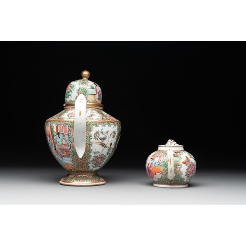 446 - 38 Chinese Canton famille rose wares, 19th C.Dim.: 27,3 x 26,8 cm (the tray) L.: 24 cm - H.: 22 cm (... 