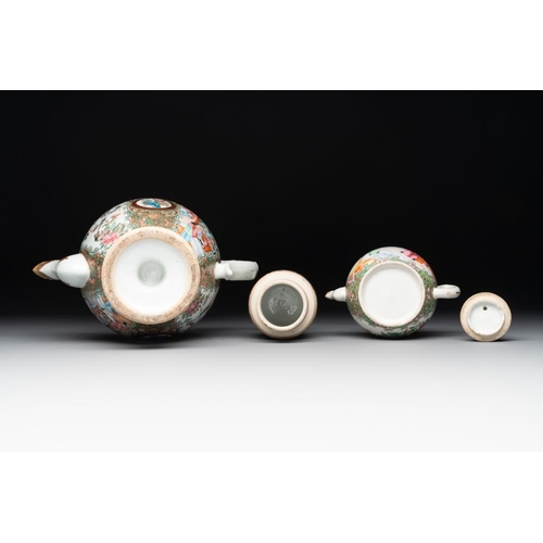 446 - 38 Chinese Canton famille rose wares, 19th C.Dim.: 27,3 x 26,8 cm (the tray) L.: 24 cm - H.: 22 cm (... 