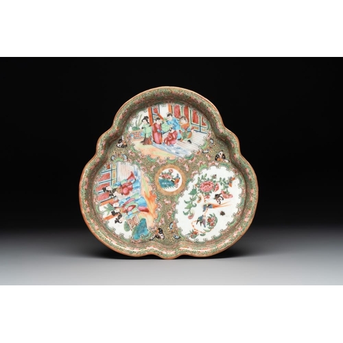 446 - 38 Chinese Canton famille rose wares, 19th C.Dim.: 27,3 x 26,8 cm (the tray) L.: 24 cm - H.: 22 cm (... 