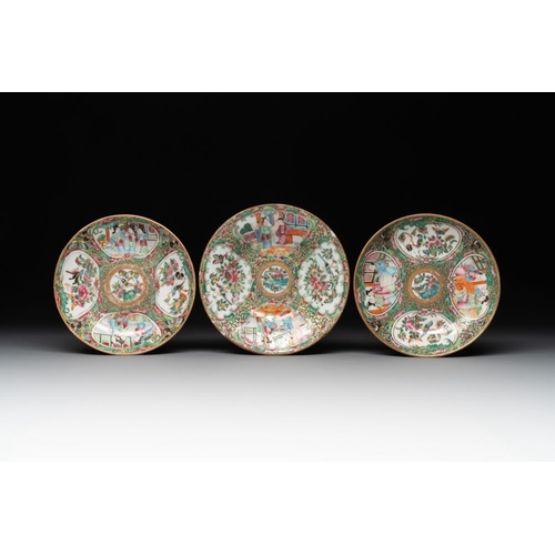 446 - 38 Chinese Canton famille rose wares, 19th C.Dim.: 27,3 x 26,8 cm (the tray) L.: 24 cm - H.: 22 cm (... 