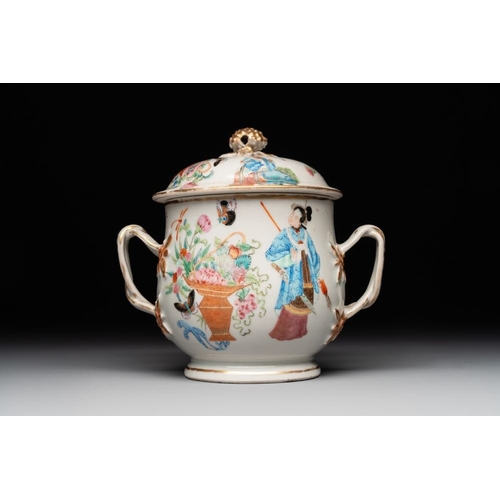 454 - A Chinese Canton famille rose 'Wu Shuang Pu' covered sugar bowl and two bowls, 19th C.L.: 14,5 - H.:... 