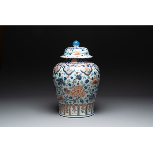 5 - A large Chinese verte-Imari 'peony scroll' vase and cover, KangxiH.: 59 cm (incl. cover)... 