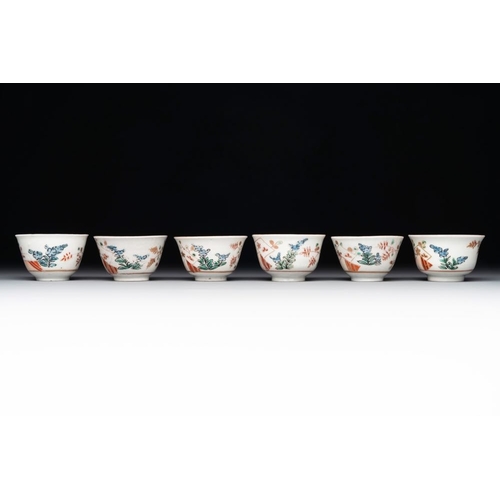 535 - A varied collection of 22 Japanese Imari wares, 17/19th C.Dia.: 22 cm (the largest plate)Dia.: 20,2 ... 