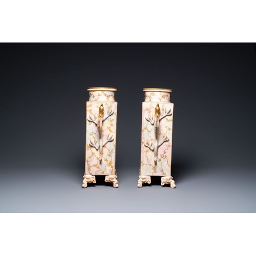 538 - A pair of Japanese Satsuma 'Shimazu Mon' vases on elephant-form feet, Meiji, 19th C.H.: 40 cm
The ne... 