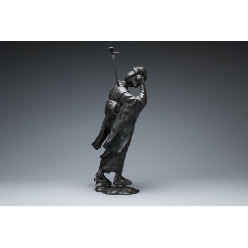 542 - A large Japanese bronze okimono of a musician, Sen Feng Sheng Zuo  mark, Meiji, 19th C.H.: 88 cm
Wei... 